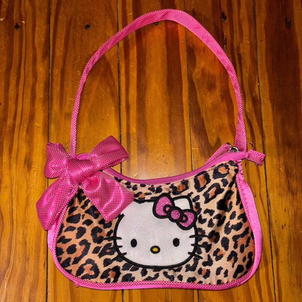 Hello Kitty Pink Leopard Print Purse